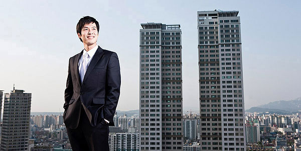 Men with 2 building