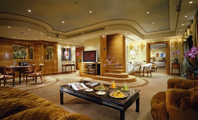 Lux Place