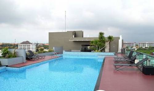 pool sky
